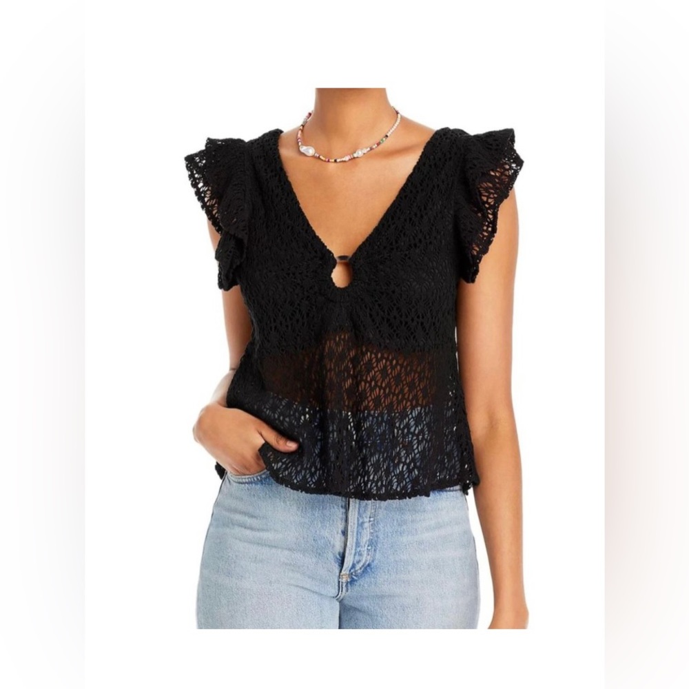 NWT BB Dakota by Steve Madden Crochet Key Hole Sleeveless Top. Size Small. - Picture 1 of 9